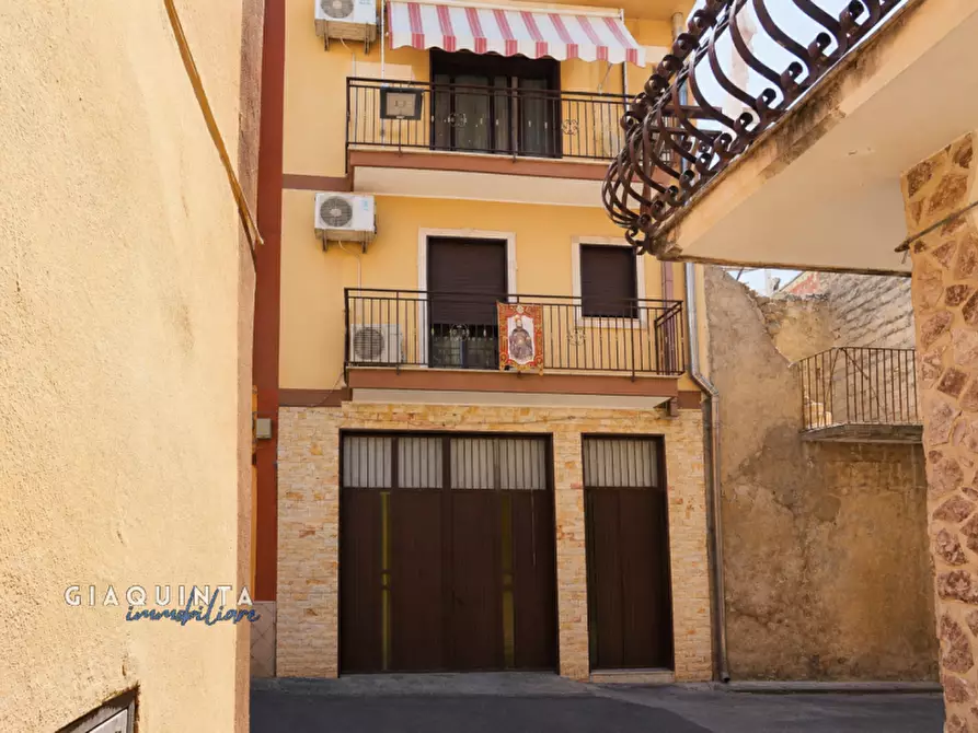 Immagine 45 di Casa indipendente in vendita  in vi Firenze n.55 a Palagonia
