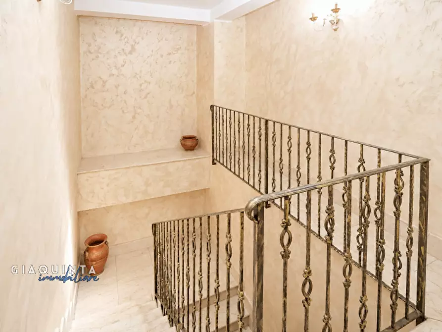 Immagine 49 di Casa indipendente in vendita  in vi Firenze n.55 a Palagonia
