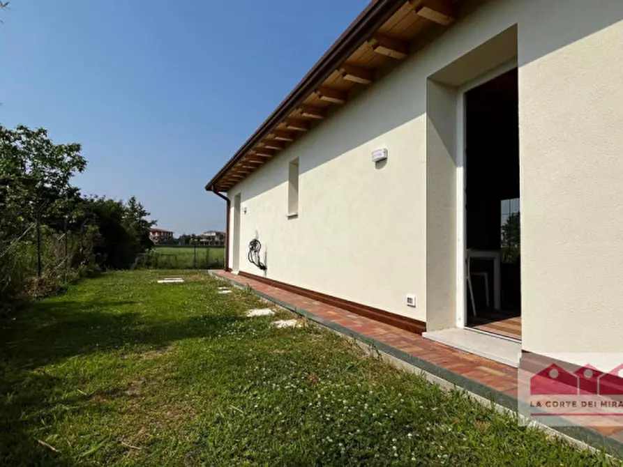 Immagine 17 di Appartamento in affitto  in Strada Ponte Marchese 224 a Caldogno