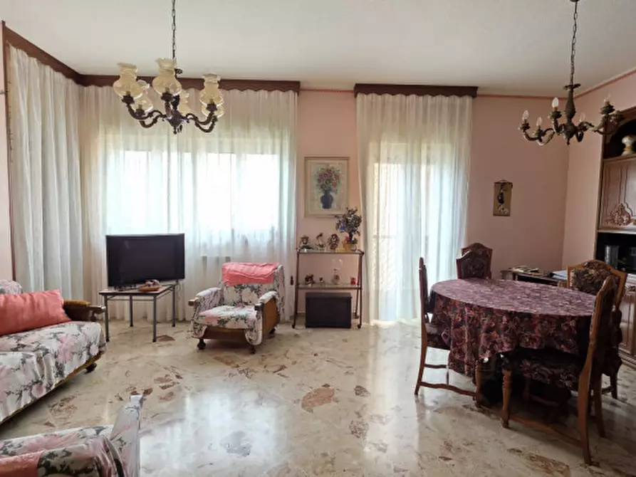 Immagine 1 di Appartamento in vendita  in Via Palmiro Togliatti,8 a Milazzo