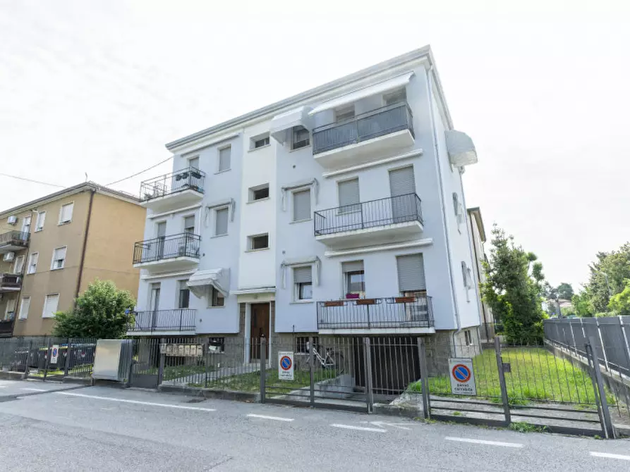 Immagine 2 di Appartamento in vendita  in Via Ludovico Pogliaghi 2 padova a Padova