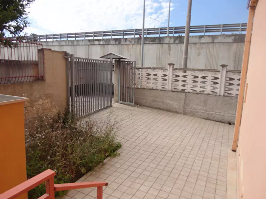 Immagine 1 di Appartamento in vendita  in VIA NAPOLI a Bari