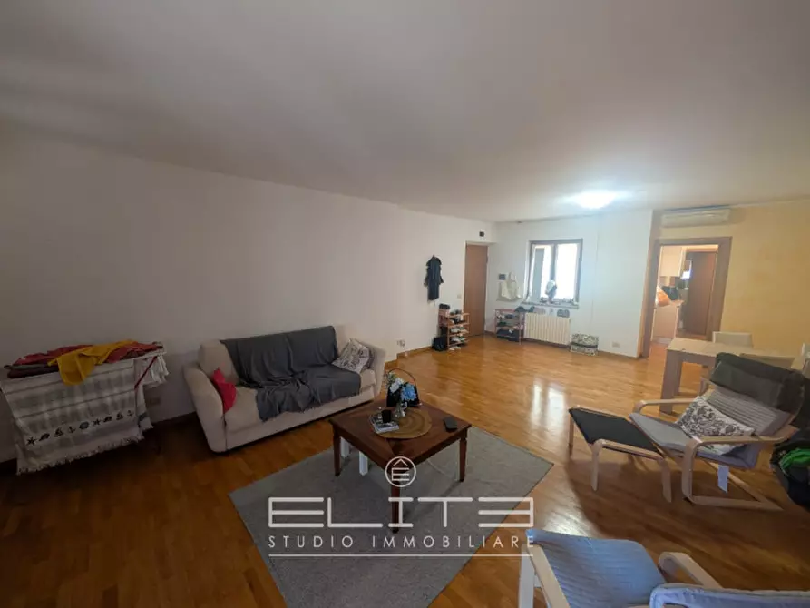 Immagine 3 di Appartamento in affitto  in Corso Giuseppe Mazzini a Ancona