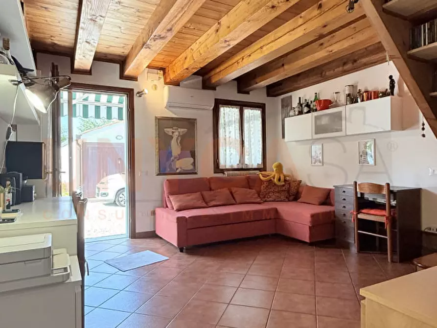 Immagine 6 di Villetta a schiera in vendita  in Via Sant'Antonio a Selvazzano Dentro