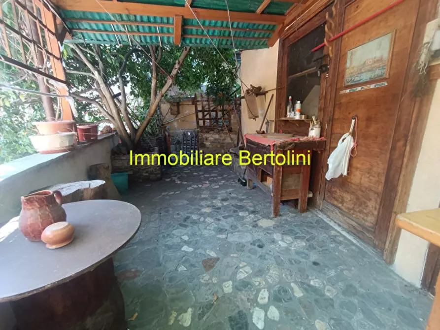 Immagine 2 di Appartamento in vendita  in Via San Francesco a San Remo