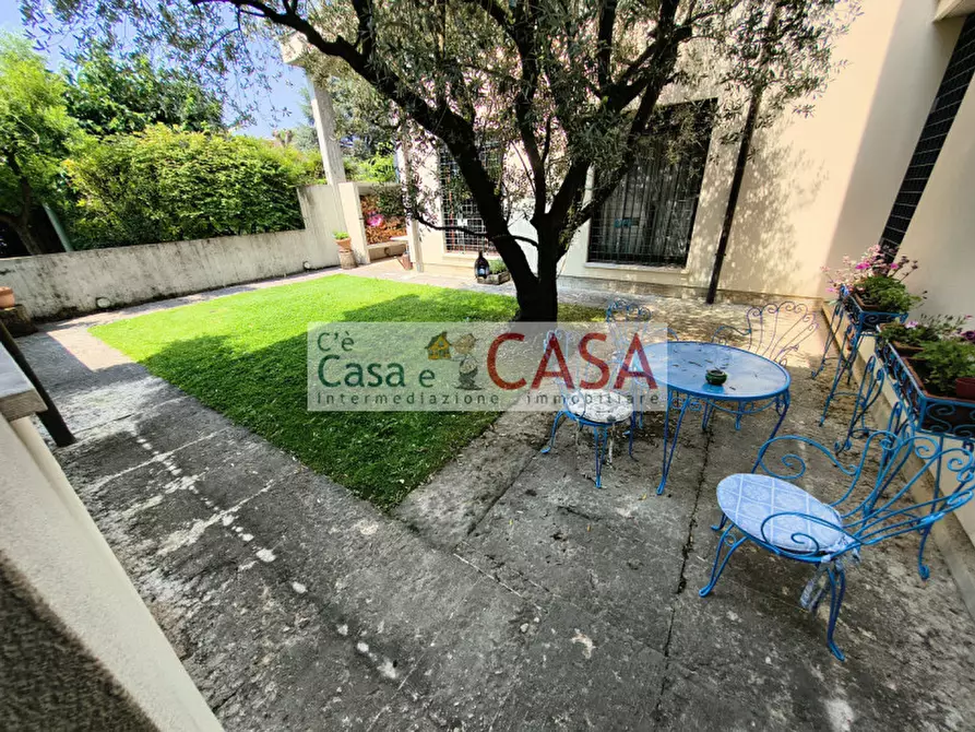 Immagine 33 di Villa in vendita  in Via S. Giuseppe, 6 a Selvazzano Dentro