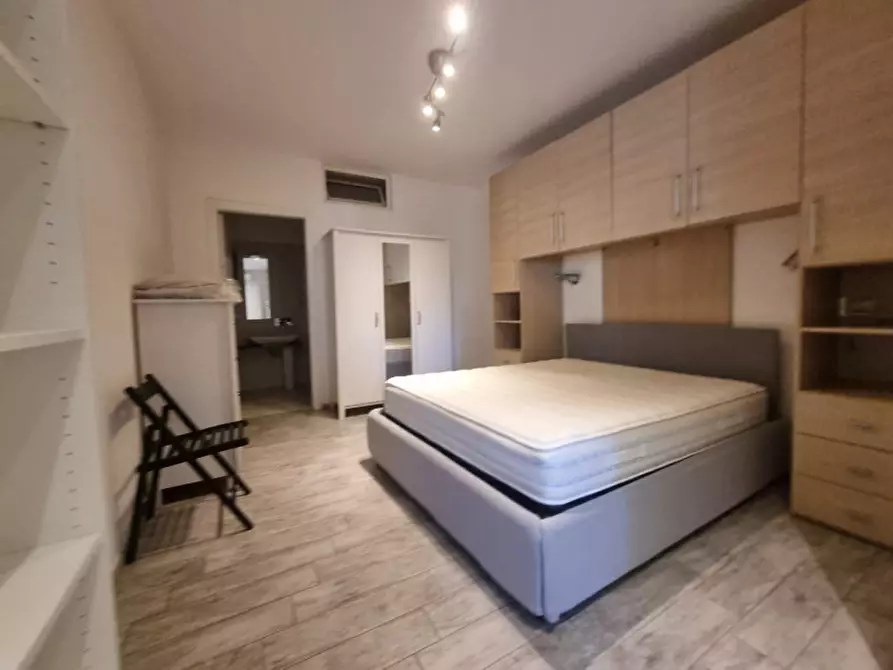 Immagine 8 di Appartamento in vendita  in LARGO LIVERANI a Firenze