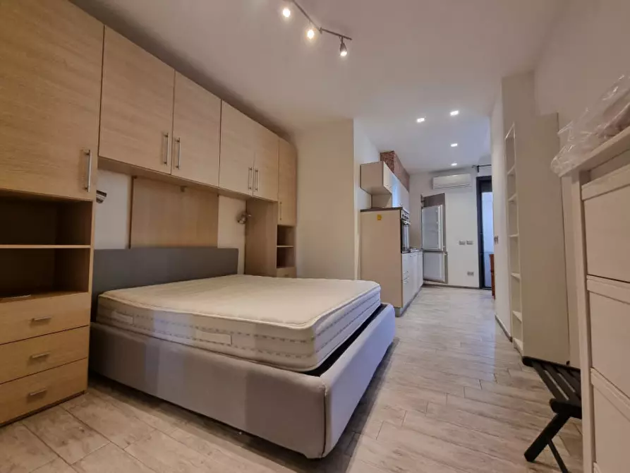 Immagine 9 di Appartamento in vendita  in LARGO LIVERANI a Firenze