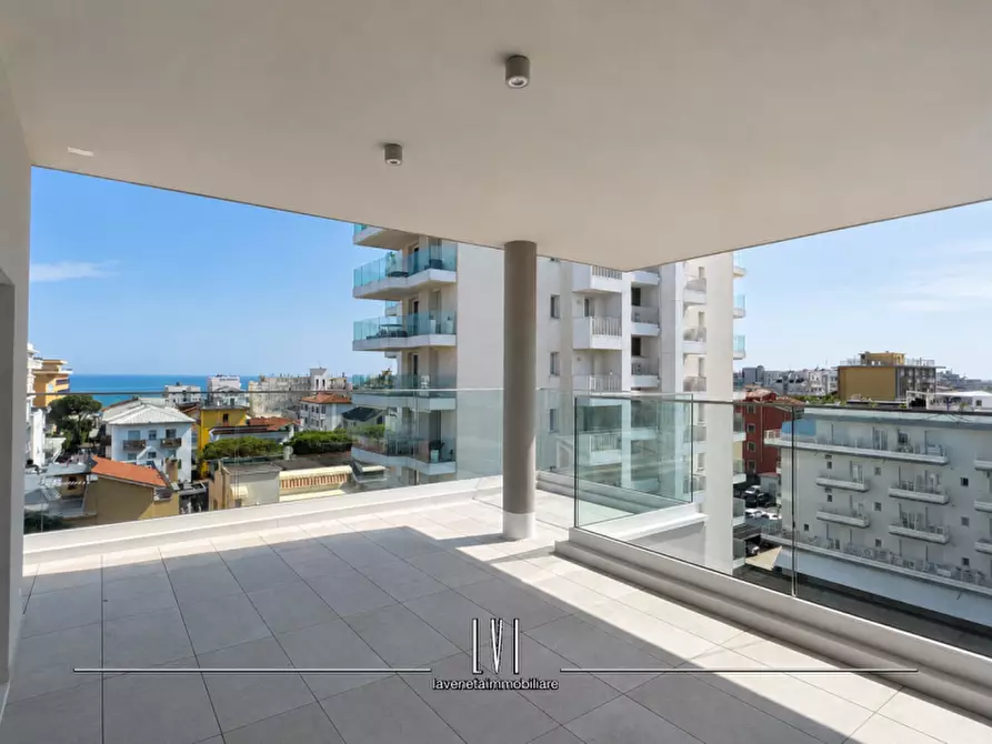 Immagine 3 di Appartamento in vendita  in via delle ninfee n.9 a Jesolo
