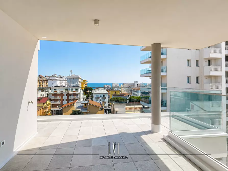 Immagine 4 di Appartamento in vendita  in via delle ninfee n.9 a Jesolo