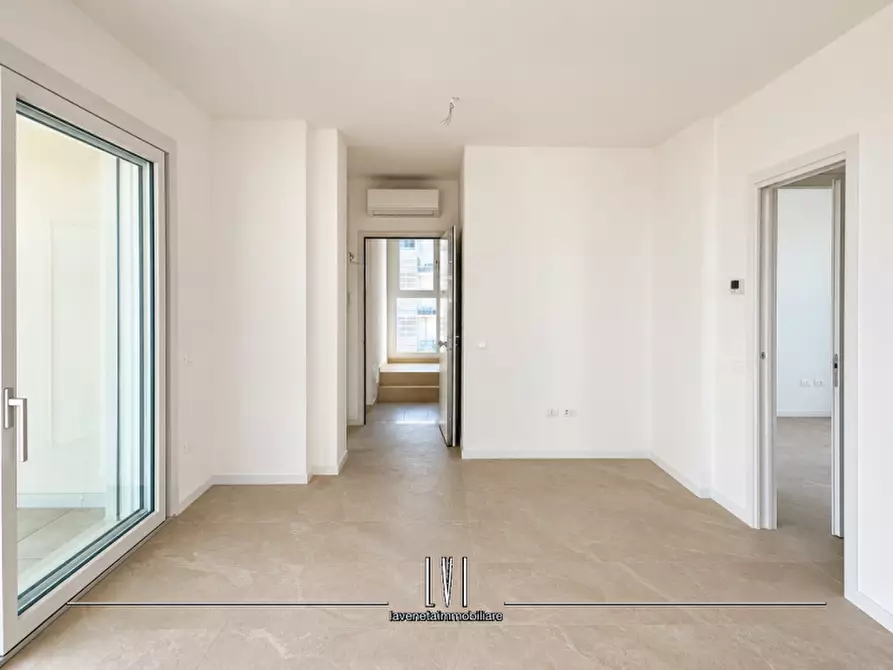 Immagine 10 di Appartamento in vendita  in via delle ninfee n.9 a Jesolo