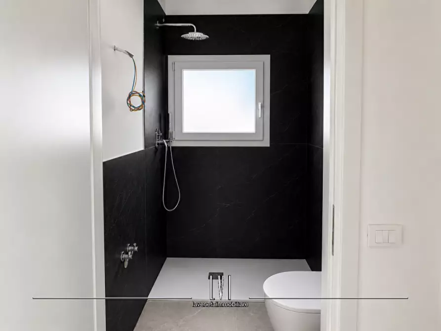 Immagine 19 di Appartamento in vendita  in via delle ninfee n.9 a Jesolo