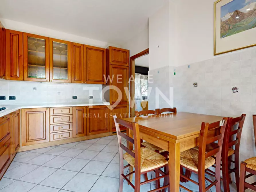 Immagine 9 di Appartamento in vendita  in via Giacomo Matteotti 23D a Lonate Pozzolo