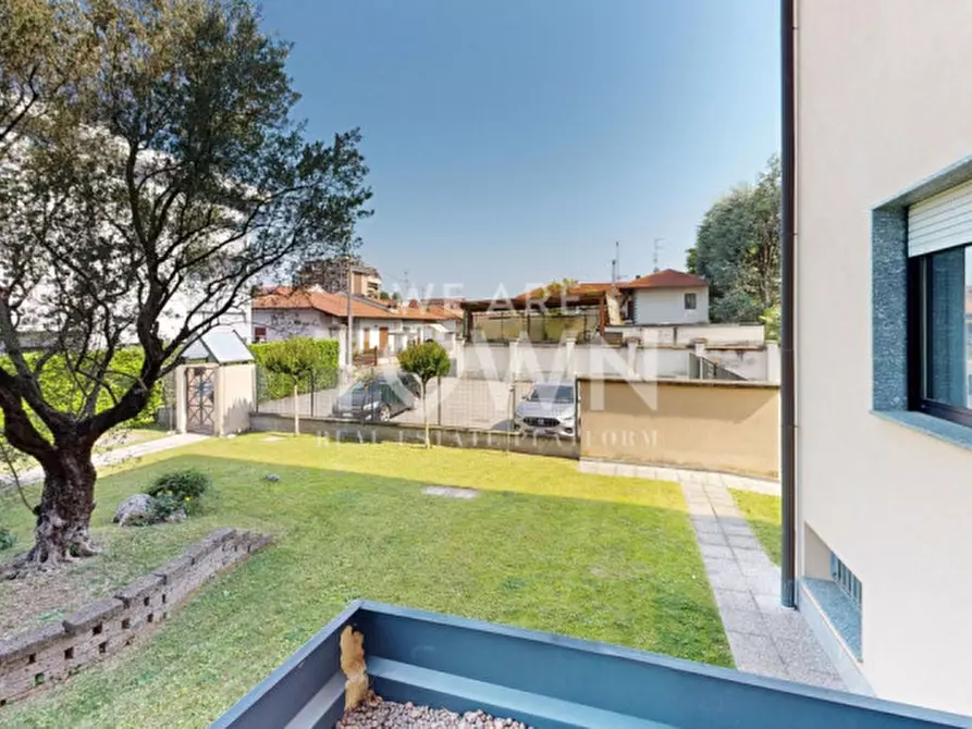 Immagine 42 di Appartamento in vendita  in via Giacomo Matteotti 23D a Lonate Pozzolo
