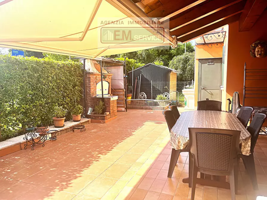 Immagine 2 di Casa bifamiliare in vendita  in Via Alle Cave a Casale Sul Sile