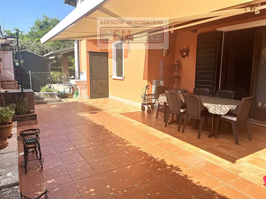 Immagine 3 di Casa bifamiliare in vendita  in Via Alle Cave a Casale Sul Sile