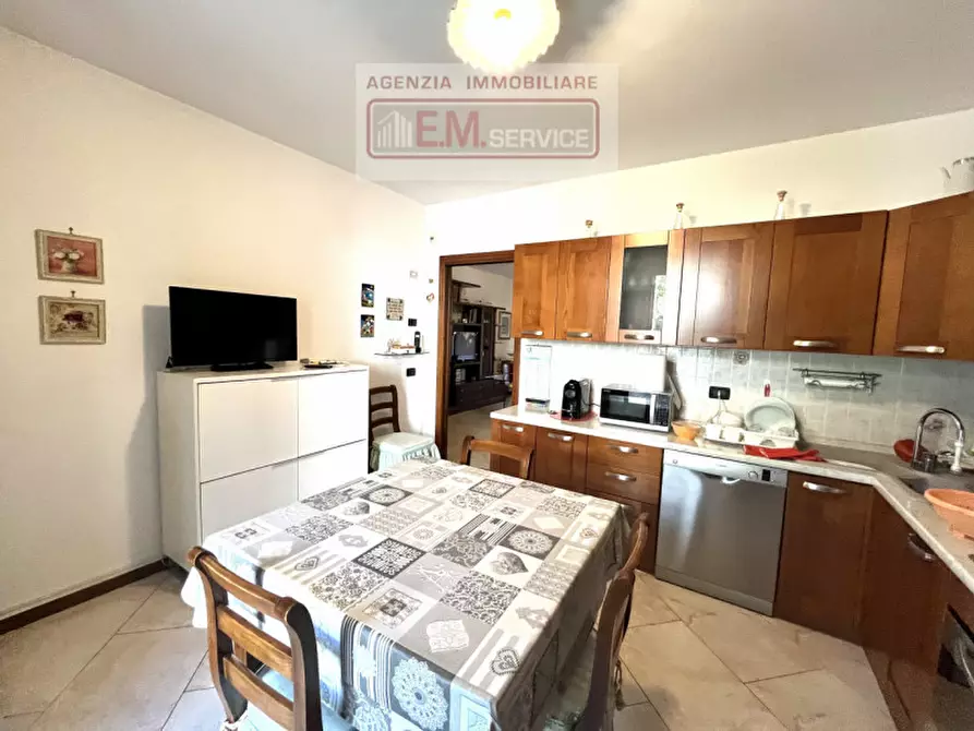 Immagine 13 di Casa bifamiliare in vendita  in Via Alle Cave a Casale Sul Sile