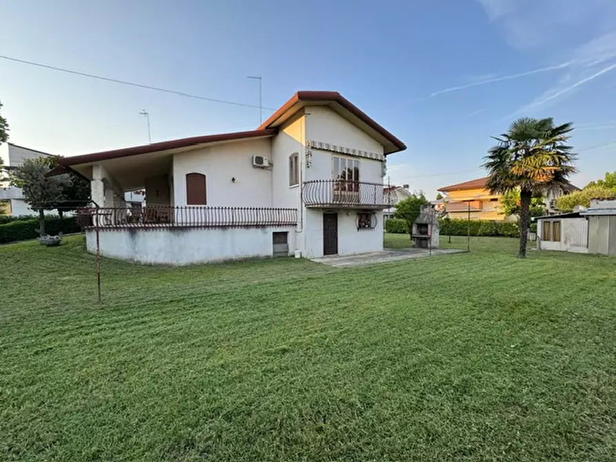 Immagine 31 di Casa indipendente in vendita  a Stra