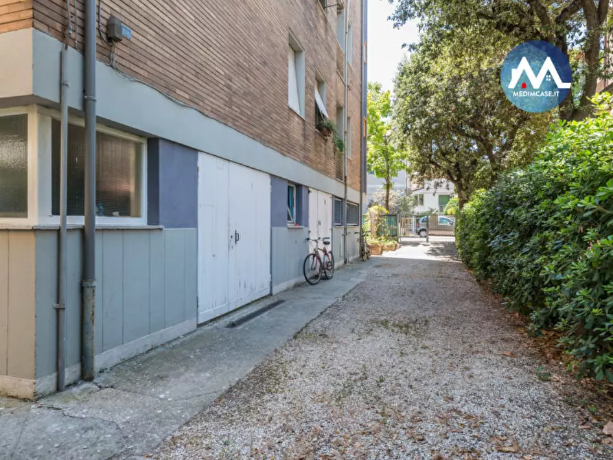 Immagine 25 di Appartamento in vendita  in Viale Pola a Pesaro