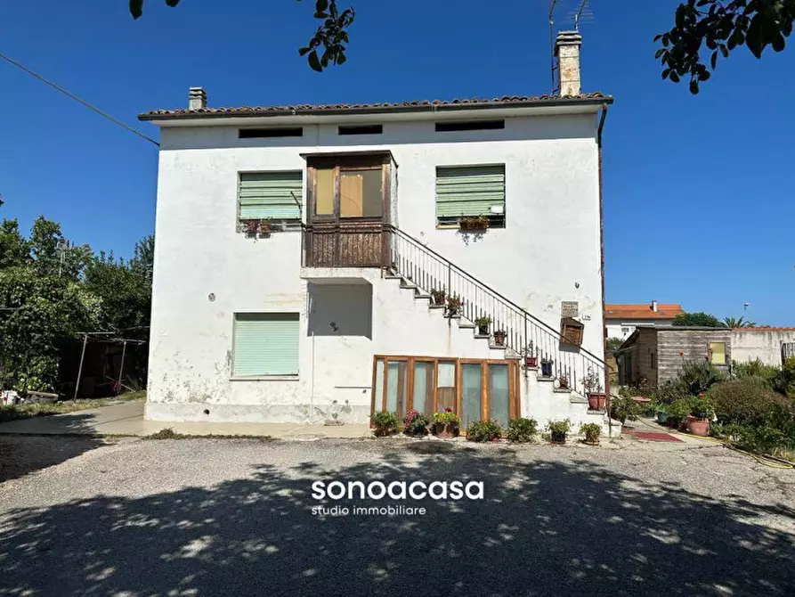 Immagine 3 di Casa indipendente in vendita  in Via Doria 22 a Fano
