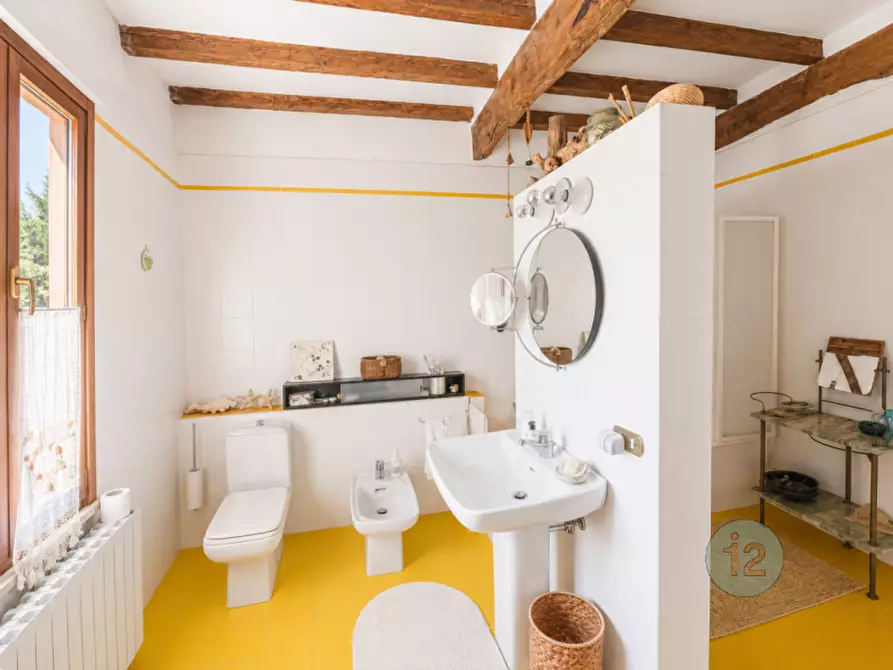 Immagine 17 di Casa indipendente in vendita  in via pampano a San Giovanni Del Dosso