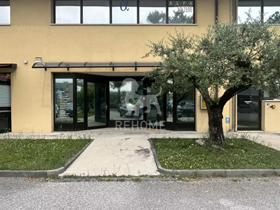 Immagine 1 di Capannone industriale in vendita  in Viale Palmanova, 464 a Udine