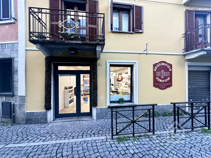 Immagine 2 di Attività commerciale in vendita  in Via Teodoro Secondo 5 a Chivasso