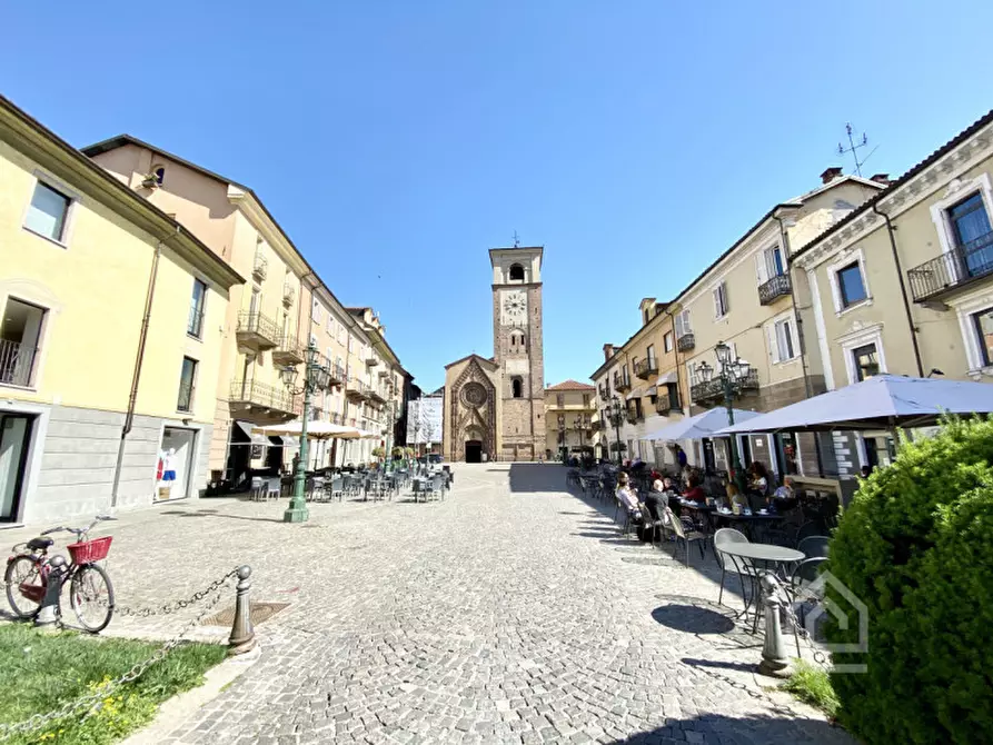 Immagine 33 di Attività commerciale in vendita  in Via Teodoro Secondo 5 a Chivasso