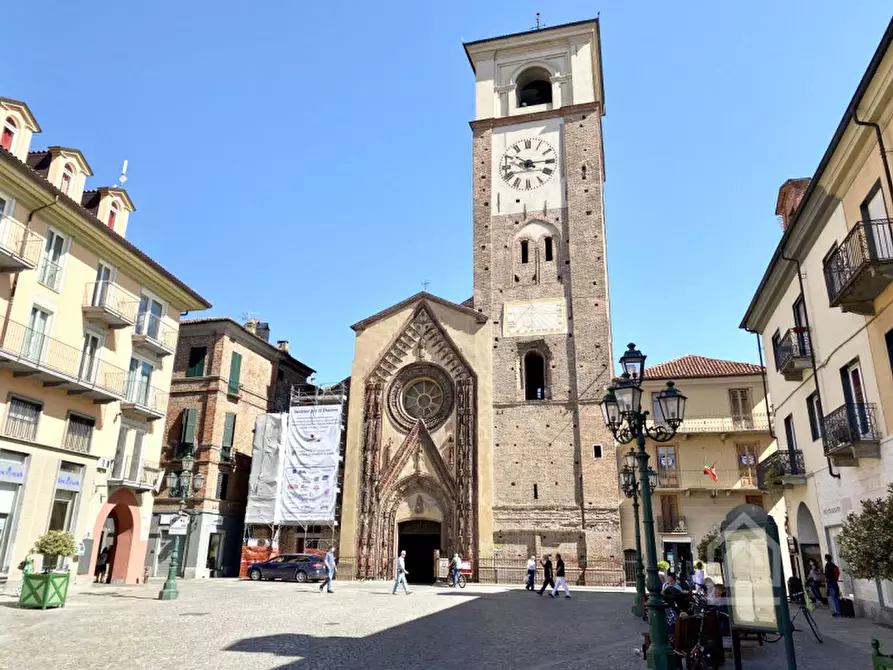 Immagine 34 di Attività commerciale in vendita  in Via Teodoro Secondo 5 a Chivasso