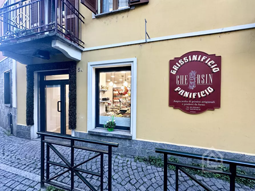 Immagine 35 di Attività commerciale in vendita  in Via Teodoro Secondo 5 a Chivasso