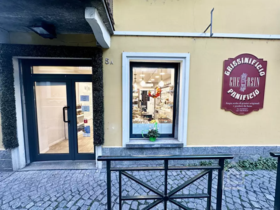 Immagine 36 di Attività commerciale in vendita  in Via Teodoro Secondo 5 a Chivasso