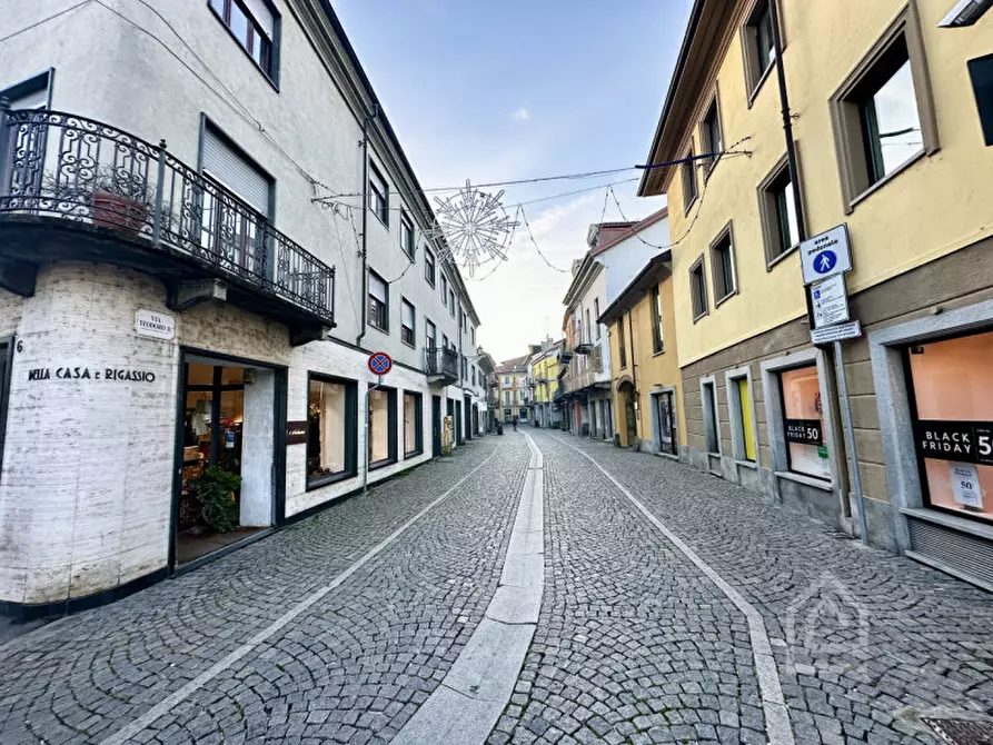 Immagine 40 di Attività commerciale in vendita  in Via Teodoro Secondo 5 a Chivasso