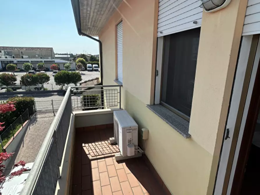 Immagine 31 di Villetta a schiera in vendita  in Via Roma a Grisignano Di Zocco
