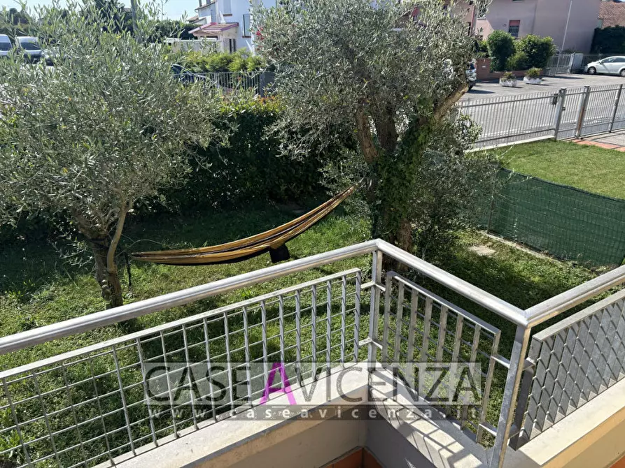 Immagine 59 di Villetta a schiera in vendita  in Via Roma a Grisignano Di Zocco