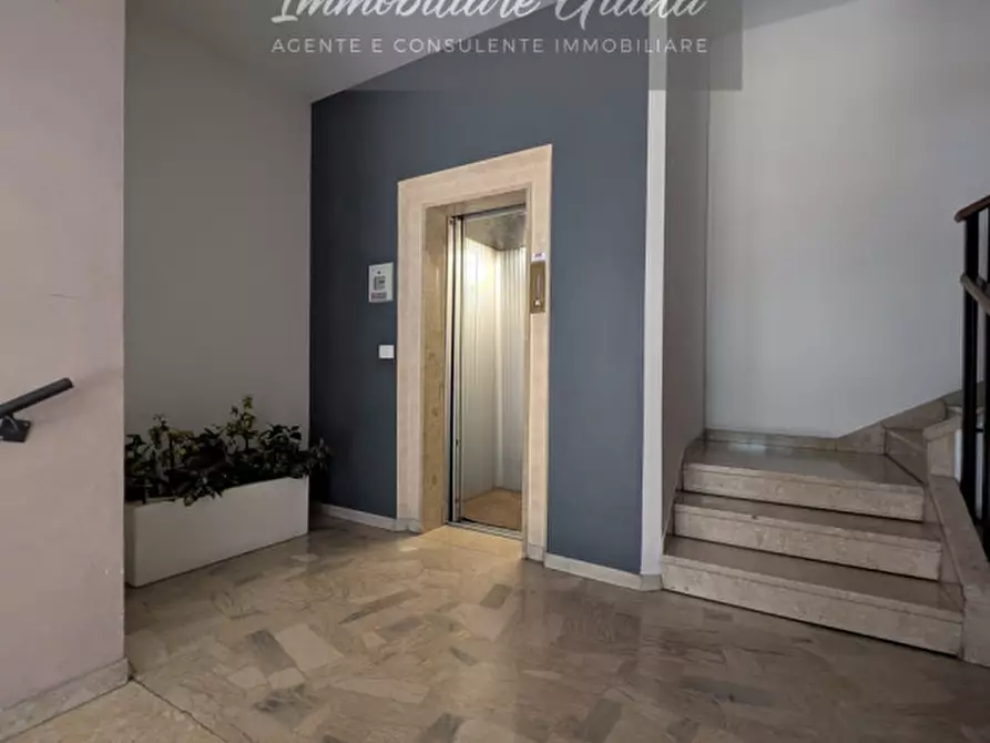 Immagine 21 di Appartamento in vendita  in Viale Vittorio Emanuele II a Vittorio Veneto