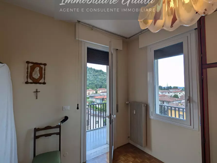 Immagine 16 di Appartamento in vendita  a Vittorio Veneto