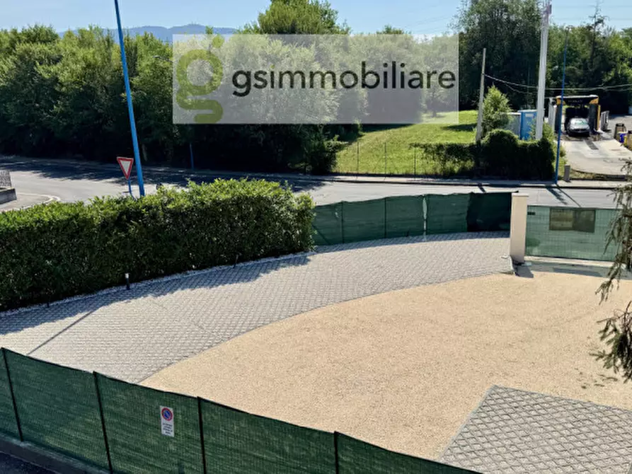 Immagine 21 di Appartamento in vendita  in Viale caduti del lavoro, 5 a Brescia