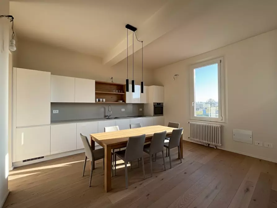 Immagine 4 di Appartamento in vendita  in Strada Montechiarugolo, 1 a Parma