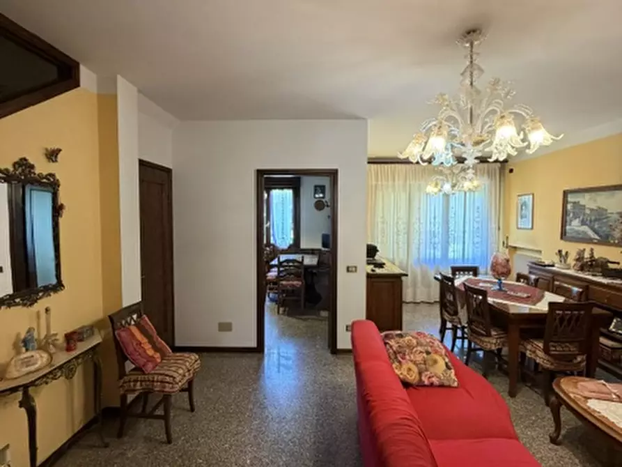 Immagine 5 di Villetta a schiera in vendita  a Mirano