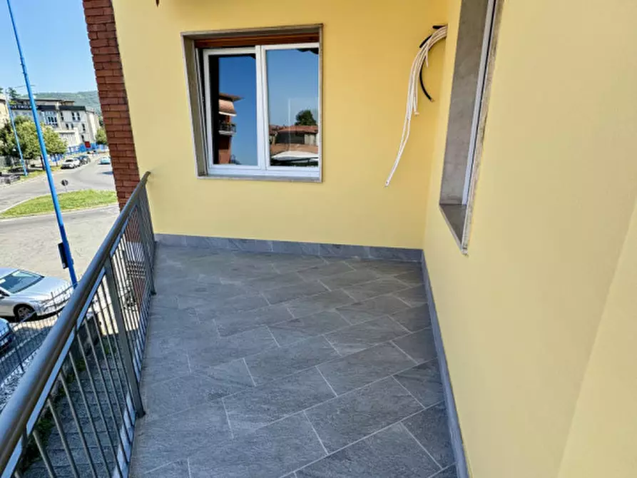 Immagine 11 di Appartamento in vendita  in viale Caduti del lavoro, 5 a Brescia