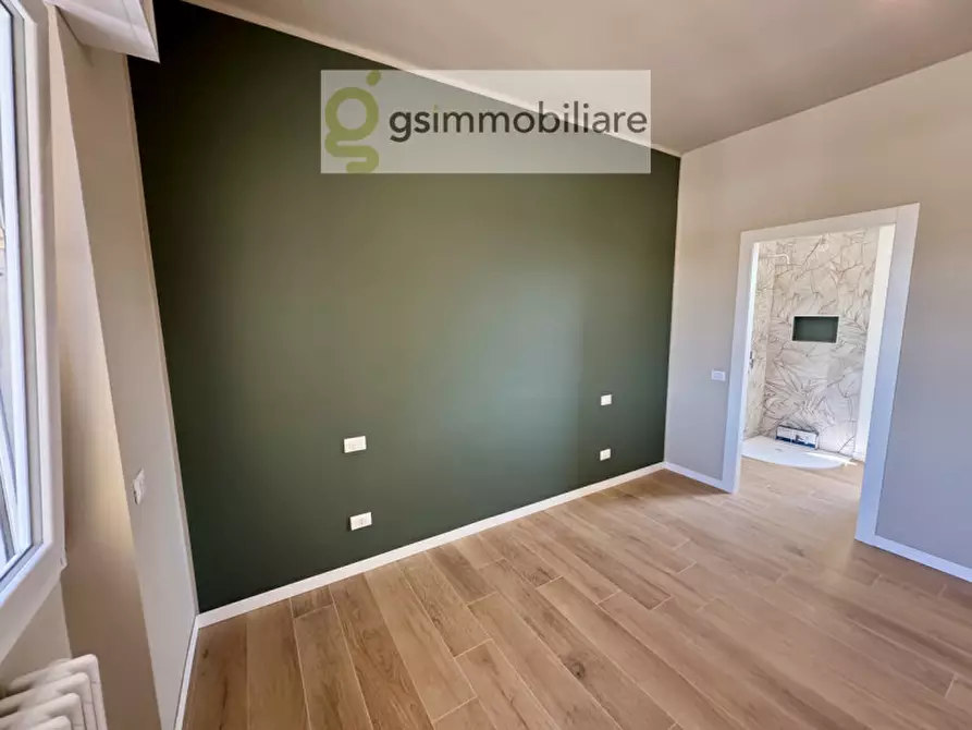 Immagine 19 di Appartamento in vendita  in viale Caduti del lavoro, 5 a Brescia