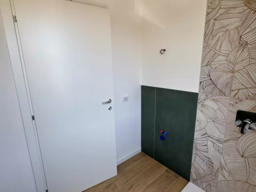 Immagine 23 di Appartamento in vendita  in viale Caduti del lavoro, 5 a Brescia