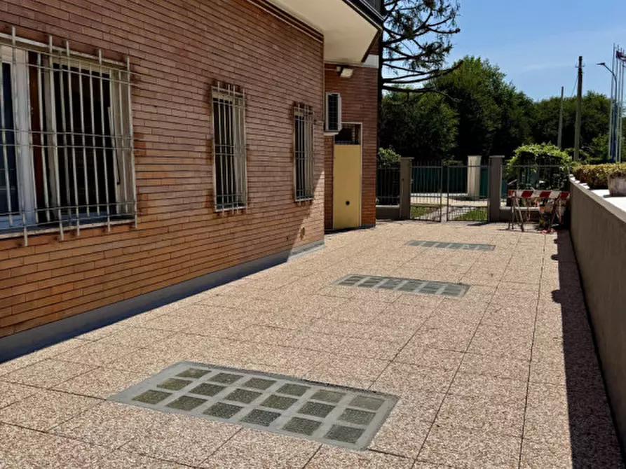 Immagine 40 di Appartamento in vendita  in viale Caduti del lavoro, 5 a Brescia