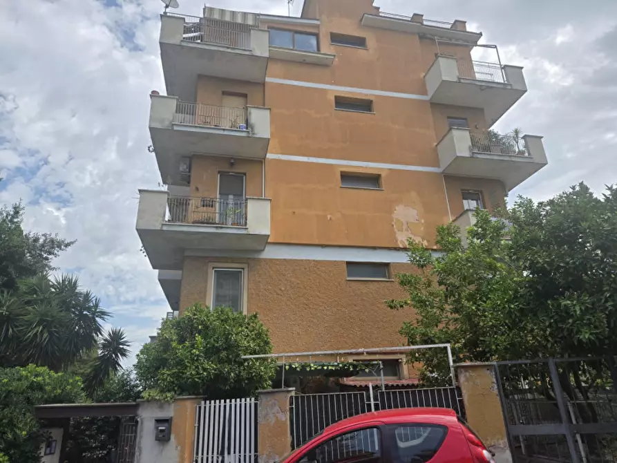 Immagine 19 di Appartamento in affitto  in Via Basilio Puoti a Roma