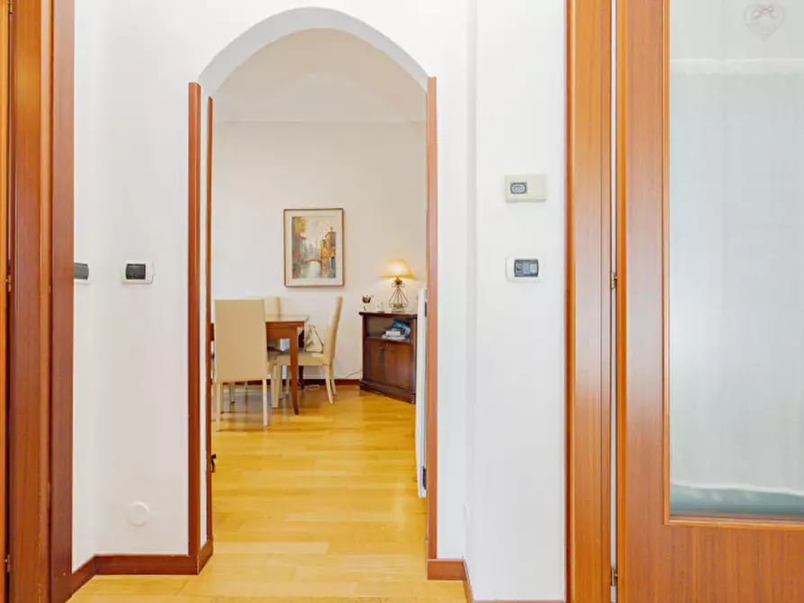 Immagine 2 di Appartamento in vendita  in Via Trieste a Cernobbio