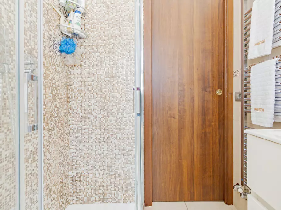 Immagine 4 di Appartamento in vendita  in Via Trieste a Cernobbio