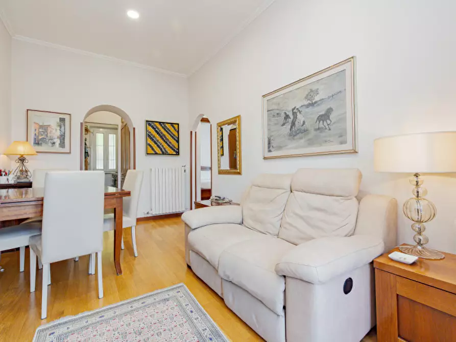 Immagine 25 di Appartamento in vendita  in Via Trieste a Cernobbio