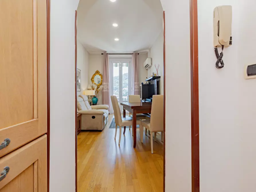Immagine 27 di Appartamento in vendita  in Via Trieste a Cernobbio