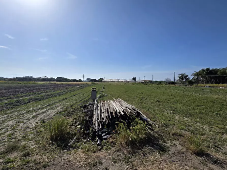Immagine 2 di Terreno in vendita  in Via Pozzo Perla a Barcellona Pozzo Di Gotto