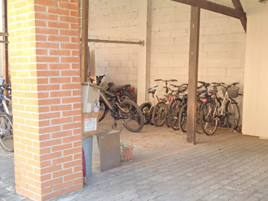 Immagine 27 di Appartamento in vendita  in Via Roma 11 a Vanzago
